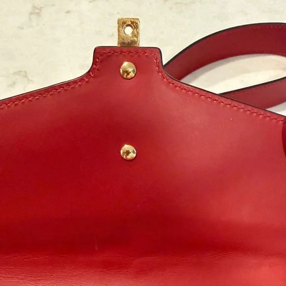 ***SOLD*** GUCCI Calfskin Small Sylvie Shoulder Bag w\COA - Picture 11 of 16